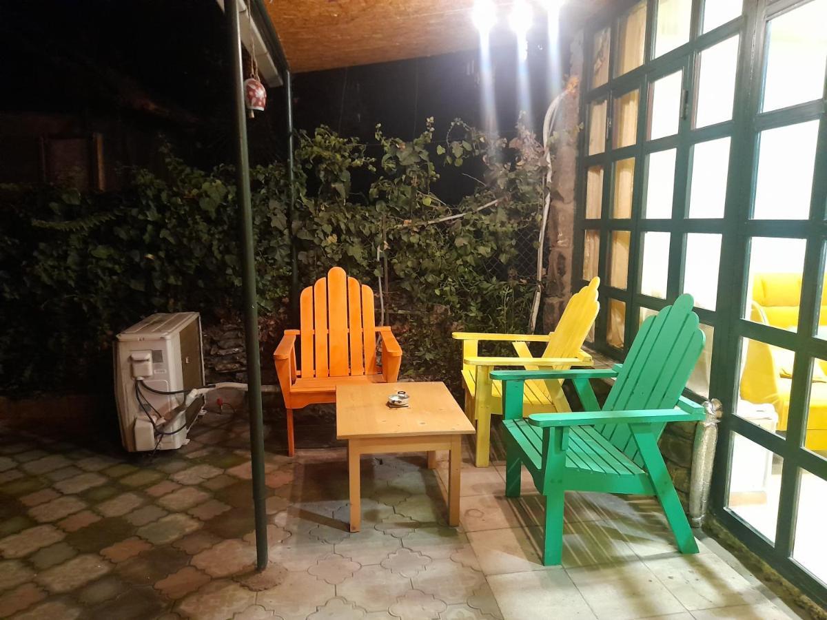 Gardens In Vake, Tbilisi Hotell Exteriör bild
